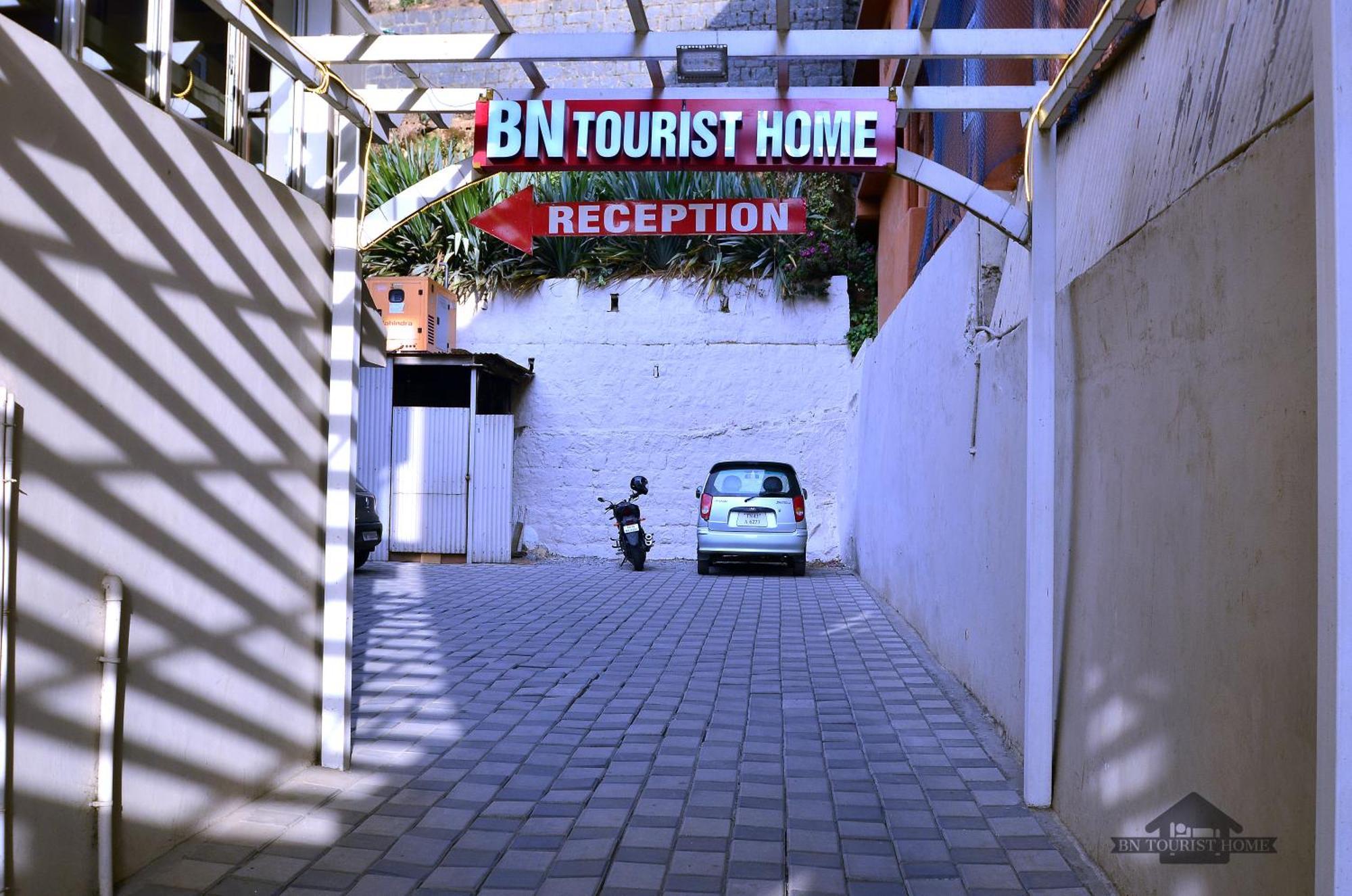 Bn Tourist Home Utakamand Zewnętrze zdjęcie