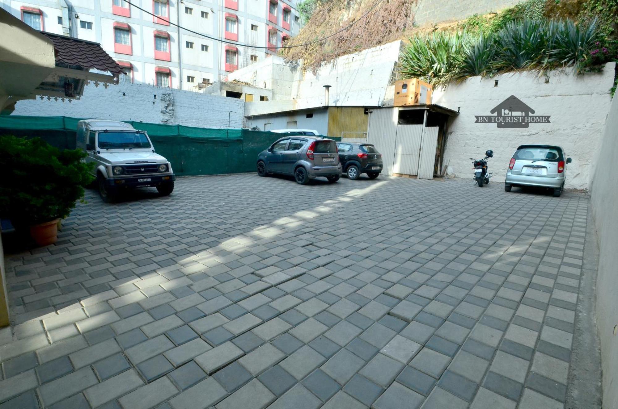 Bn Tourist Home Utakamand Zewnętrze zdjęcie