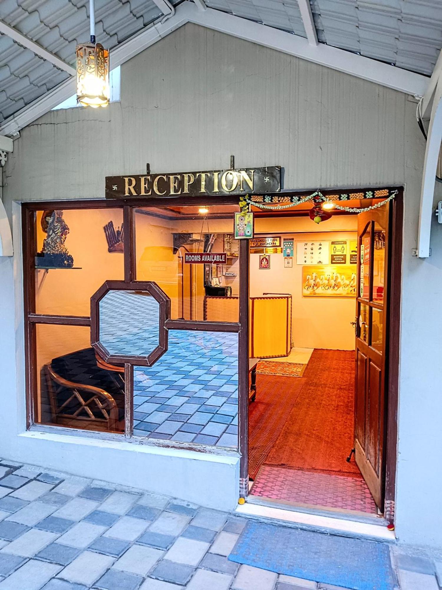 Bn Tourist Home Utakamand Zewnętrze zdjęcie